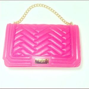 Pink with gold chain strap BCBG 👛